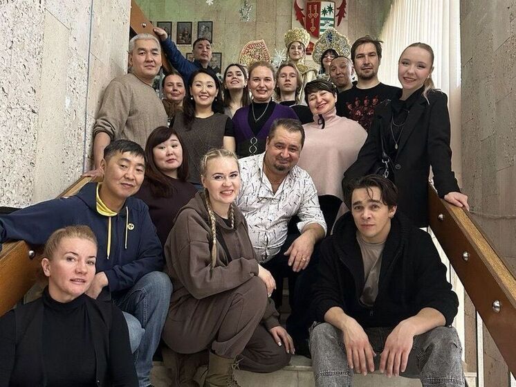 Театр кукол «Ульгэр» успешно завершил гастроли по Новороссии