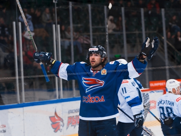 Красноярский ХК «Сокол» потерпел восьмое поражение подряд, уступив «Рязани-ВДВ» в домашнем матче