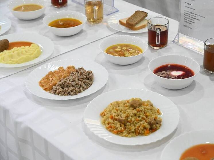 В Барнауле изменили стоимость питания для учеников с ОВЗ