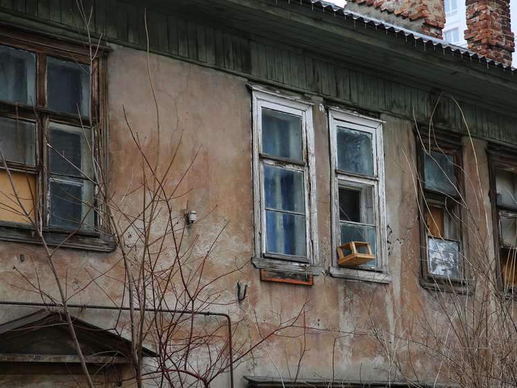 Еще один аварийный жилой дом в Пряже взят на контроль Следственным комитетом России