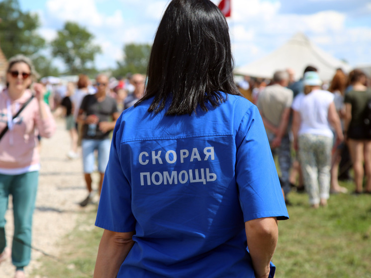 В Новосибирске мальчику ампутировали палец после развлечений с петардой