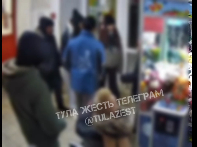 Под Тулой сняли на видео избиение девочки подростком