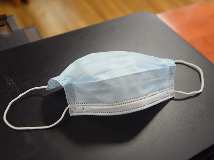 Глава Минздрава Омской области призвал заболевших не выходить на работу