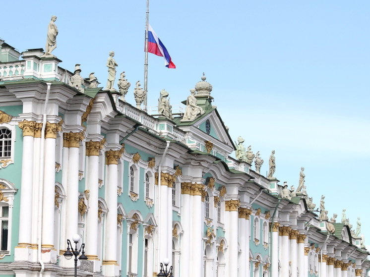 МЧС: короткое замыкание произошло в здании Эрмитажа