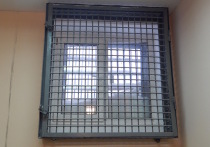 Британская полиция разыскивает грабителя, сбежавшего из тюрьмы на острове