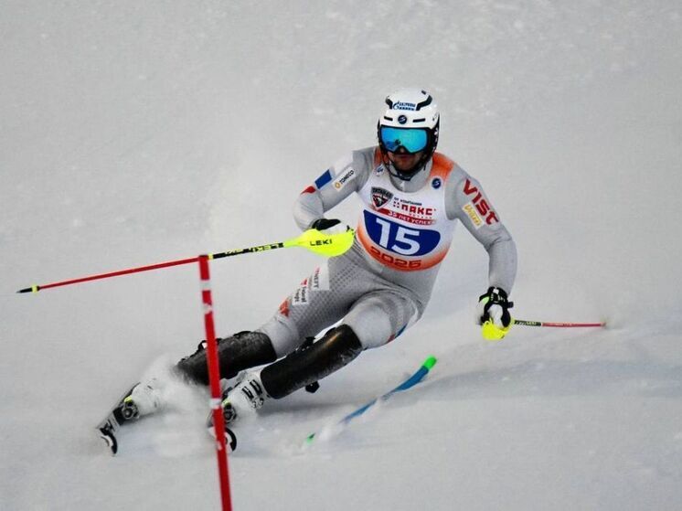 Алтайский спортсмен Ефимов взял золото на горнолыжной гонке в Италии