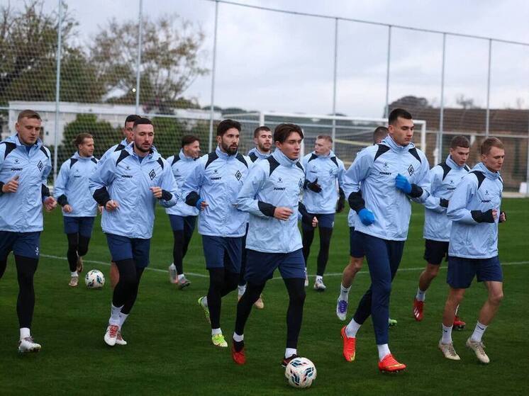 «Зелено-бело-синие» начали готовиться ко второй половине сезона