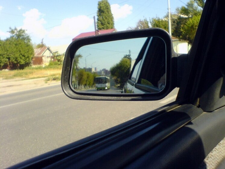 Таксист в Саратове продал забытые пассажиркой золотые украшения в ломбард