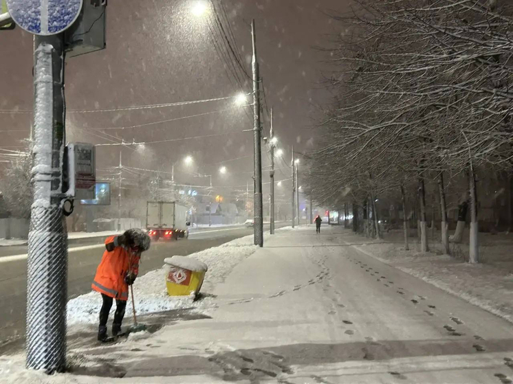 В Краснодаре за ночь израсходовали 10,7 тонны реагентов