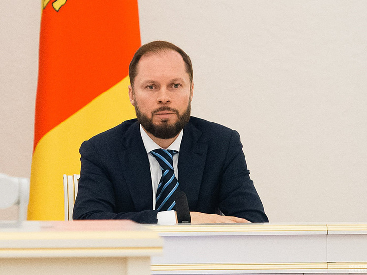 Виталий Королев поздравил сотрудников органов прокуратуры Тверской области с профессиональным праздником