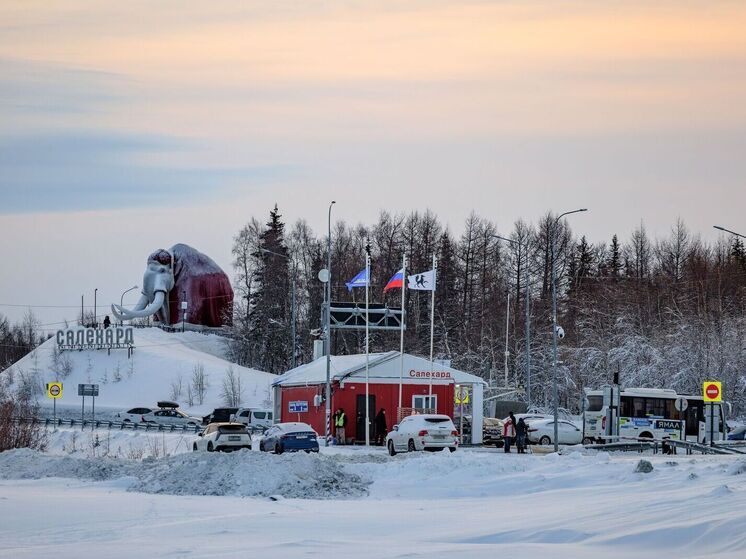 На ледовой переправе Салехард — Лабытнанги повысили грузоподъемность
