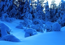 Температура воздуха в минус 37 градусов по Цельсию удерживает тысячи туристов в Финляндии