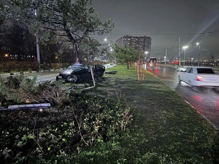 В Новороссийске из-за ДТП пострадали два человека