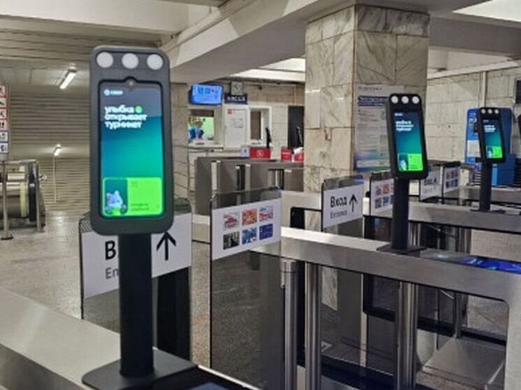 В Новосибирском метро 16 тысяч пассажиров оплатили проезд по биометрии