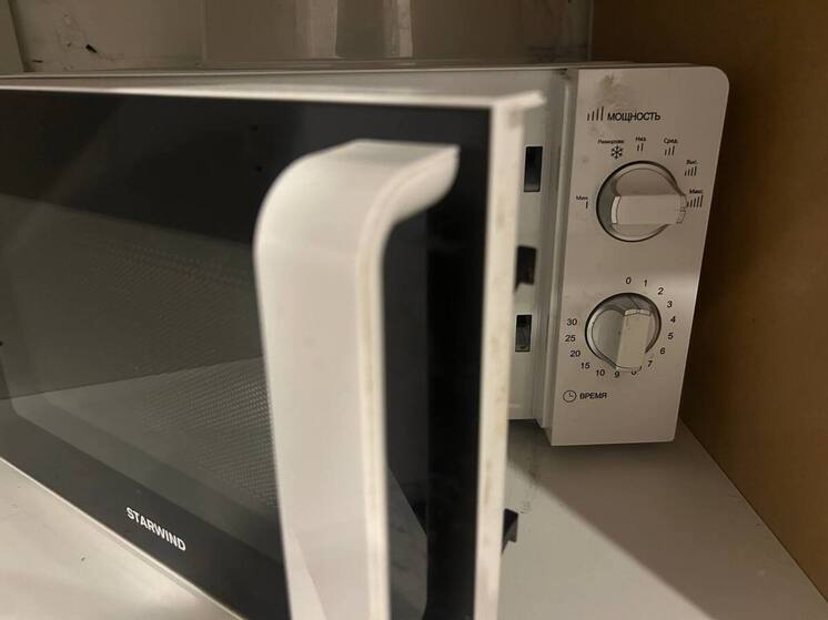 Арест микроволновой печи замотивировал калининградца вернуть миллионный долг