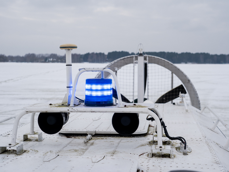 Снегоход провалился под лед в новогодние праздники в Тверской области