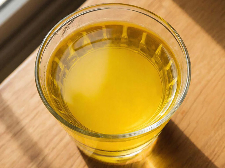 Употребление мочи для выживания признано опасным мифом, ведущим к интоксикации