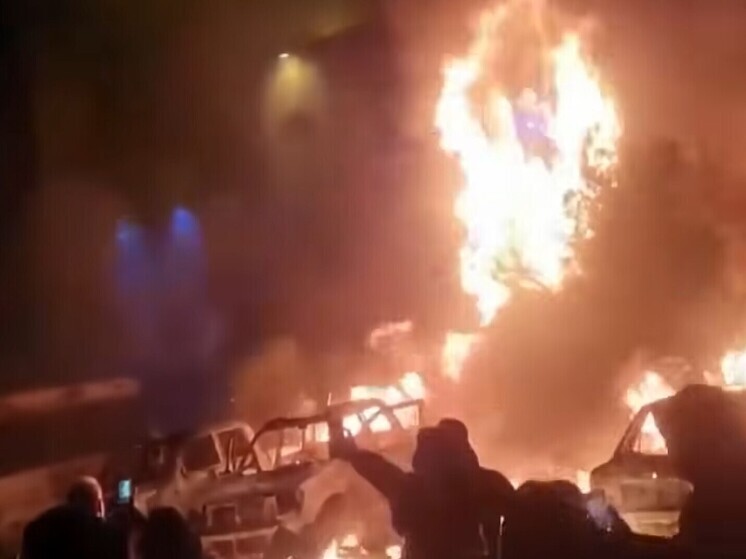 Политолог Светов: протесты в Иране могут привести к смене власти