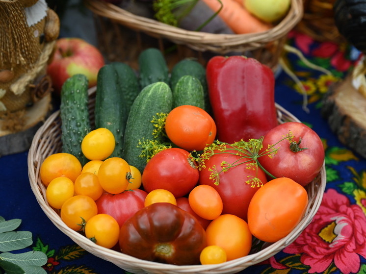 За каникулы через Челябинскую область проехали 400 тонн продуктов