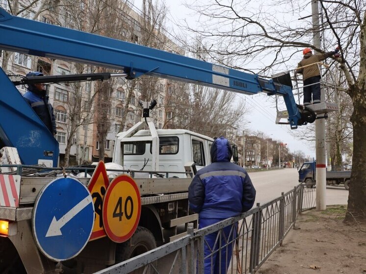 Городские службы Керчи работают в усиленном режиме из-за непогоды