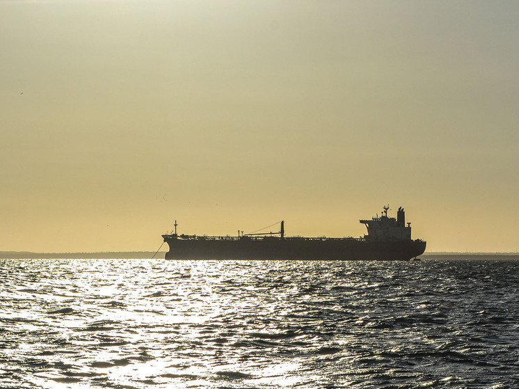 Экономист оценил влияние смены власти в Венесуэле на цены на нефть