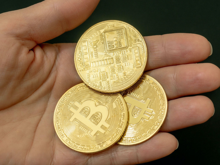 Женщина с Южного Урала потеряла 3,5 млн рублей на «криптовалюте»