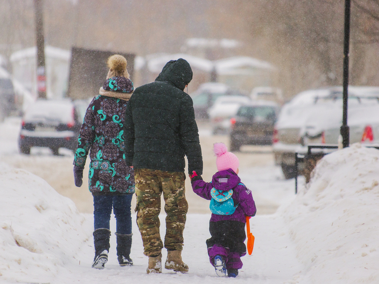 Мамы пяти и более детей получат повышенную пенсию в Тверской области