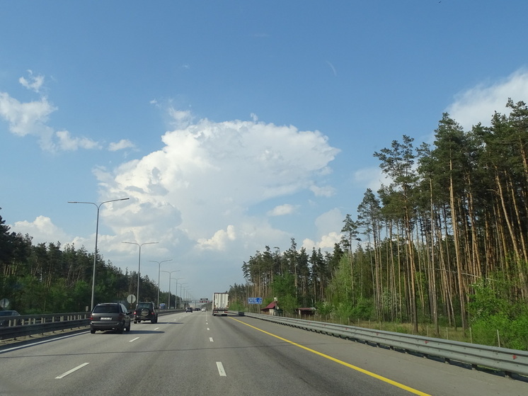 С 9 января 2026 года вступили в силу важные изменения в законодательстве, касающиеся всех водителей, включая владельцев иностранных автомобилей.