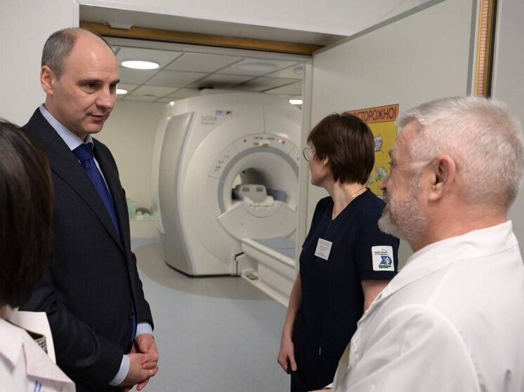 Денис Паслер открыл центр лучевой диагностики в Нижнем Тагиле