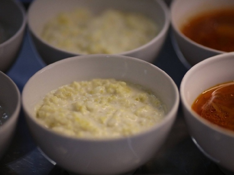 Врач объяснил волгоградцам, как нужно питаться после новогодних каникул