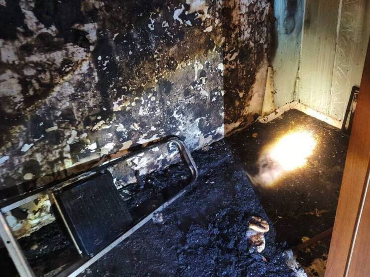 В районе Бурятии на пожаре в жилом доме пострадала женщина