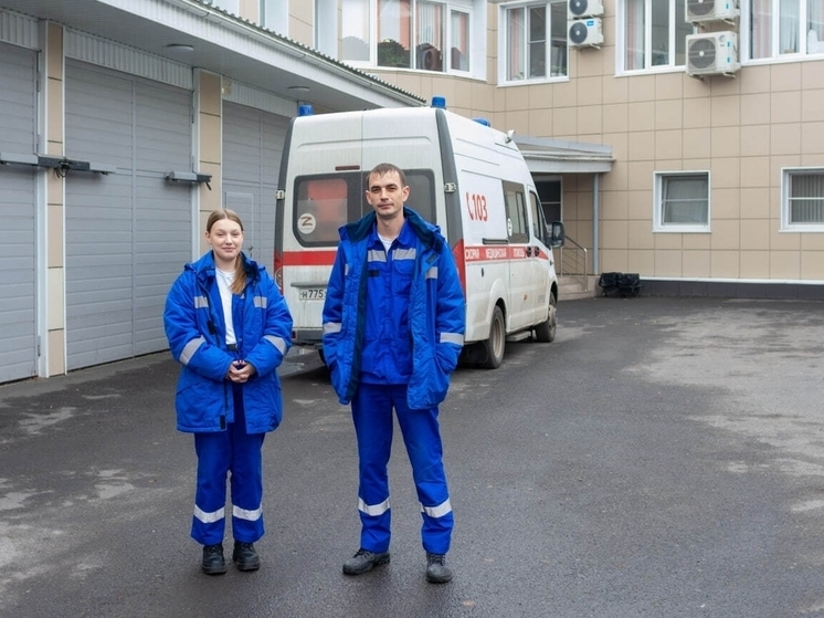 «Скорая — для спасения жизни»: врач из Курска объяснил, когда не нужно вызывать бригаду при ОРВИ