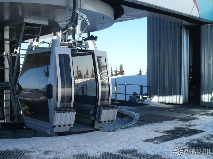 Сегодня на горнолыжном курорте Шерегеш временно прекратили работу некоторые подъемники