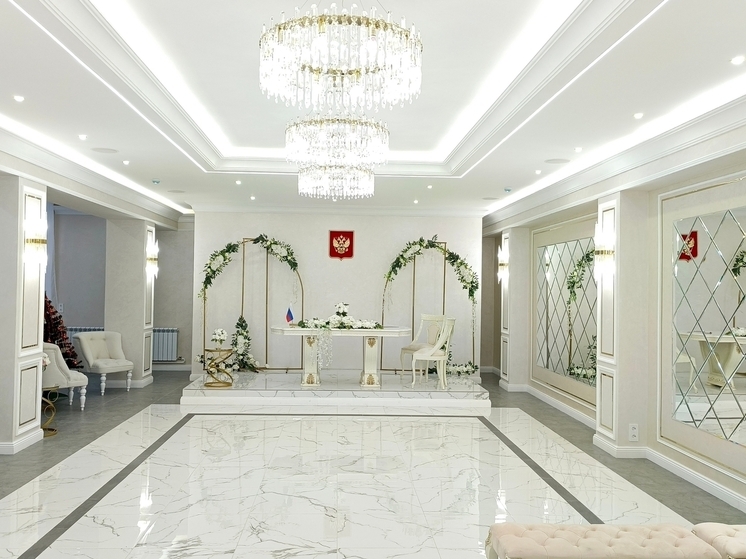 В Радужном открылся обновленный отдел ЗАГС