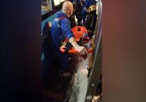 Выяснились подробности ДТП на улице Лескова, случившегося 12 января, где под колеса автобуса попала 12-летняя школьница