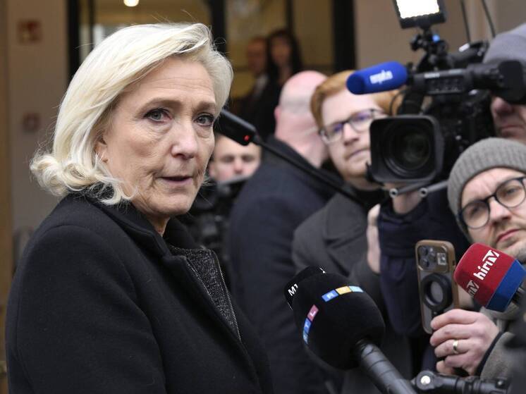 Марин Ле Пен подала апелляцию на обвинительный приговор