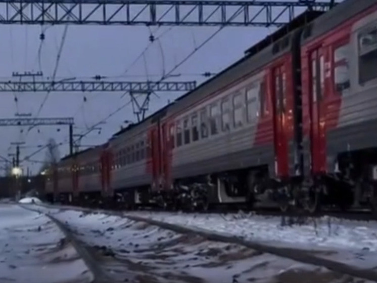 Двое монтеров насмерть сбиты поездом в Подмосковье