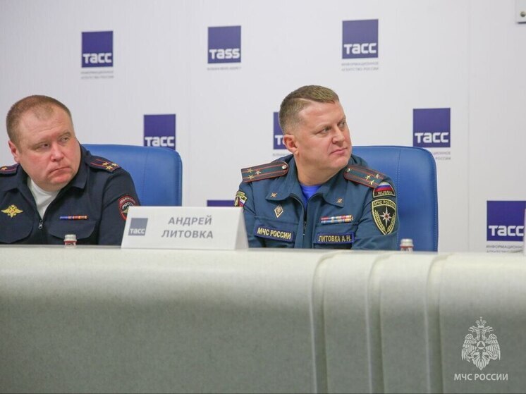 Количество пожаров в Петербурге на зимних праздниках сократилось почти на треть