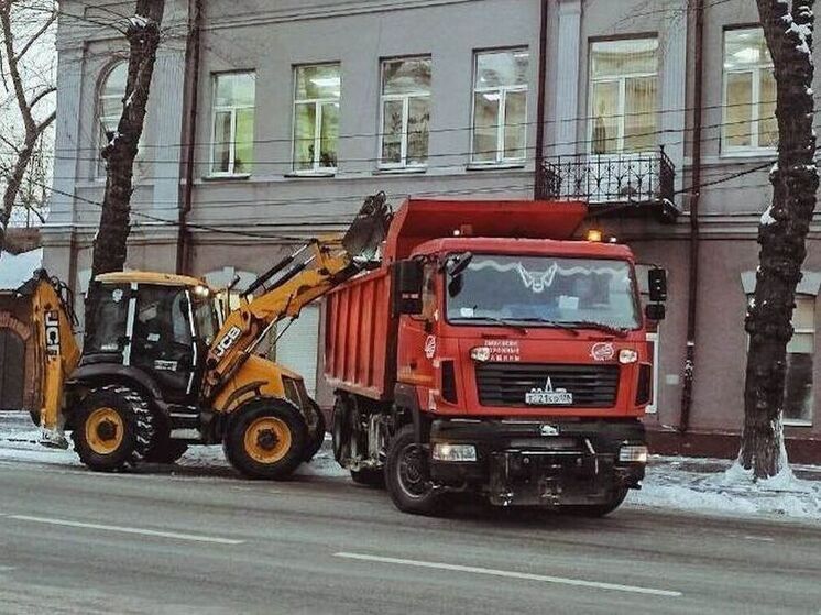 За ночь с иркутских улиц вывезли 1700 тонн снега