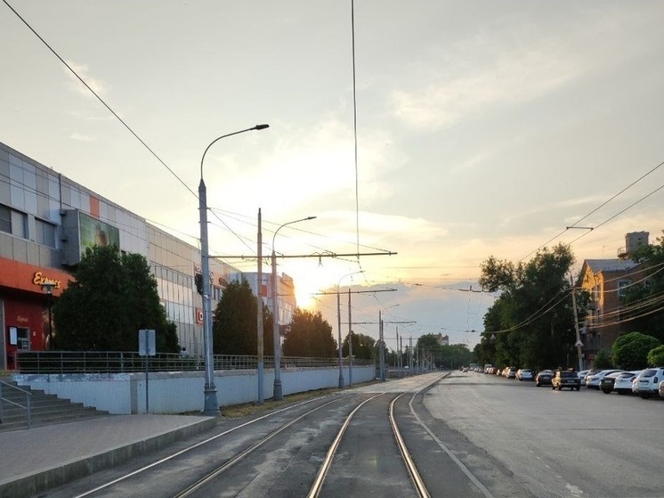 В Таганроге из-за атаки БПЛА ВСУ повреждены два предприятия и 8 домов