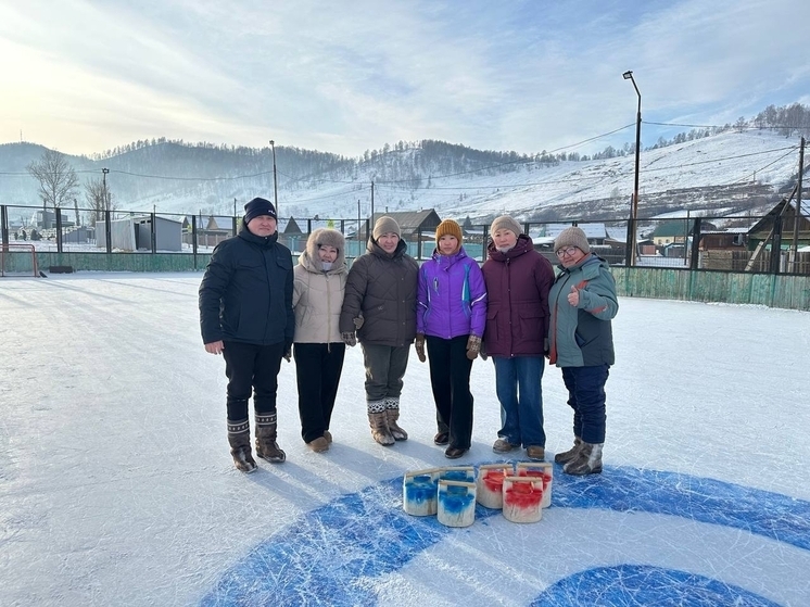 В городе Бурятии прошли первые соревнования по кёрлингу на самодельном инвентаре