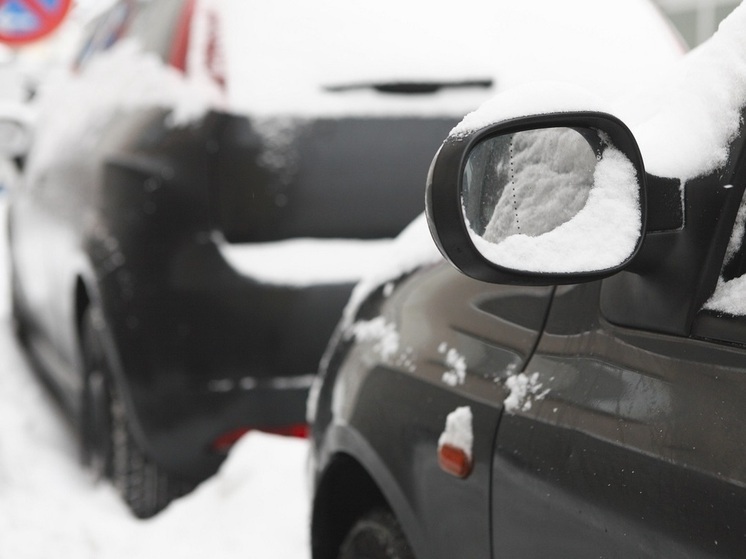 Эксперт Родионов: долгая стоянка авто под снегом чревата коррозией и оседанием конденсата в моторе
