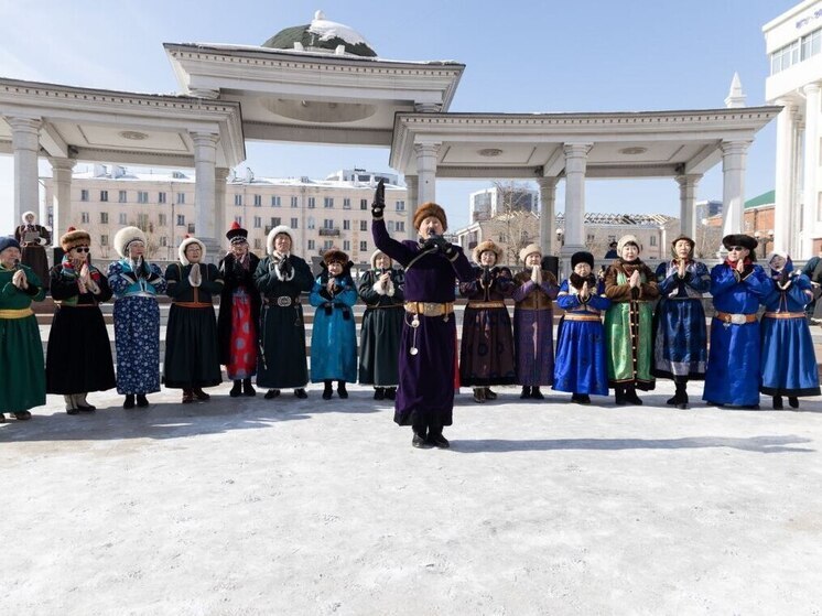 Бурдрам к встрече Белого месяца подготовил представления о конях