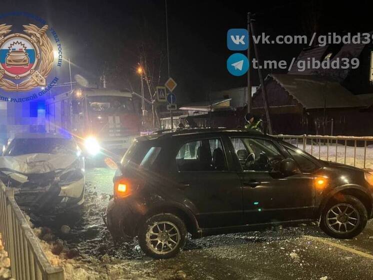 В Калининграде Suzuki выехал на полосу встречного движения и протаранил Kaiyi