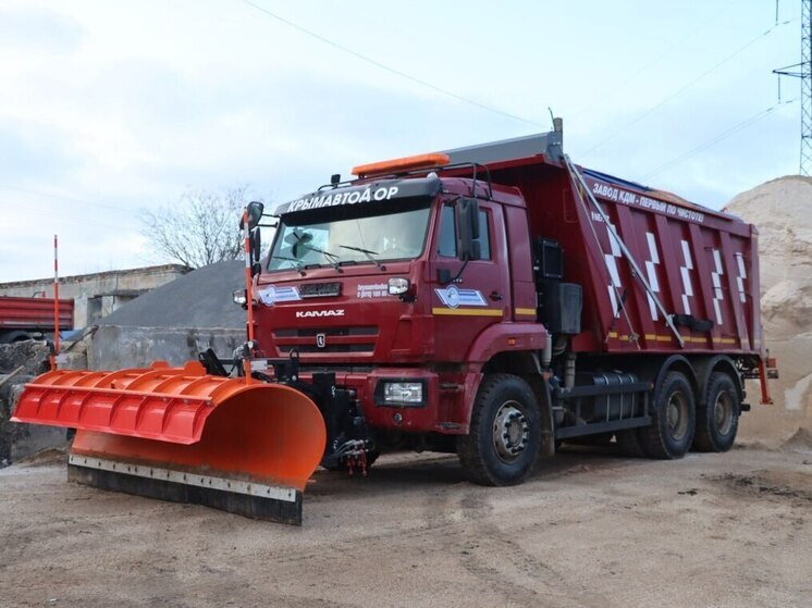 Дорожные службы Керчи работают в усиленном режиме из-за морозов