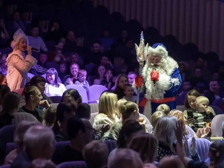 Новогодние спектакли посетили более 140 тысяч жителей Алтайского края