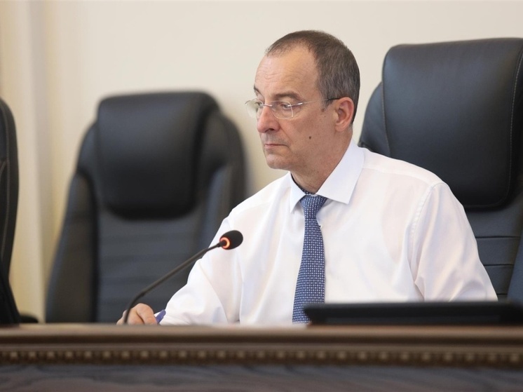 Председатель ЗСК Юрий Бурлачко поздравил работников СМИ Кубани с профессиональным праздником