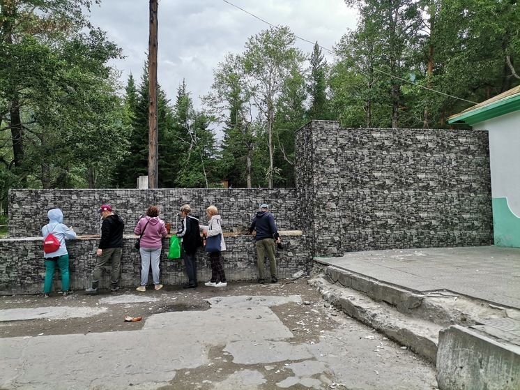 Ученые из Улан-Удэ раскрыли историю и ритуалы лечения целебными источниками Бурятии