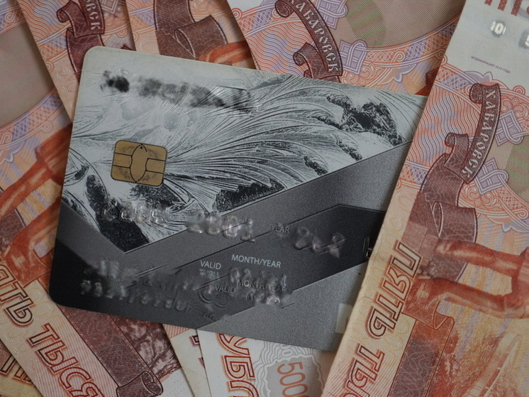 Юрист Алиев: в случае экономической выгоды перевод на карту облагается налогом