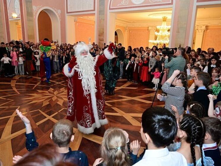 В Уфе 300 особенных детей собрались на «Аксаковской елке»